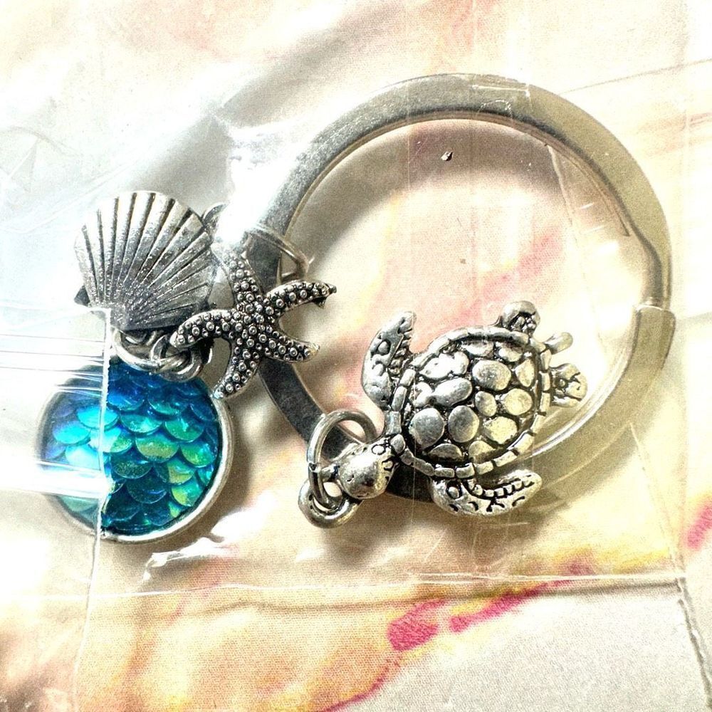 New keychain bundle of 5 - Picture 5 of 7